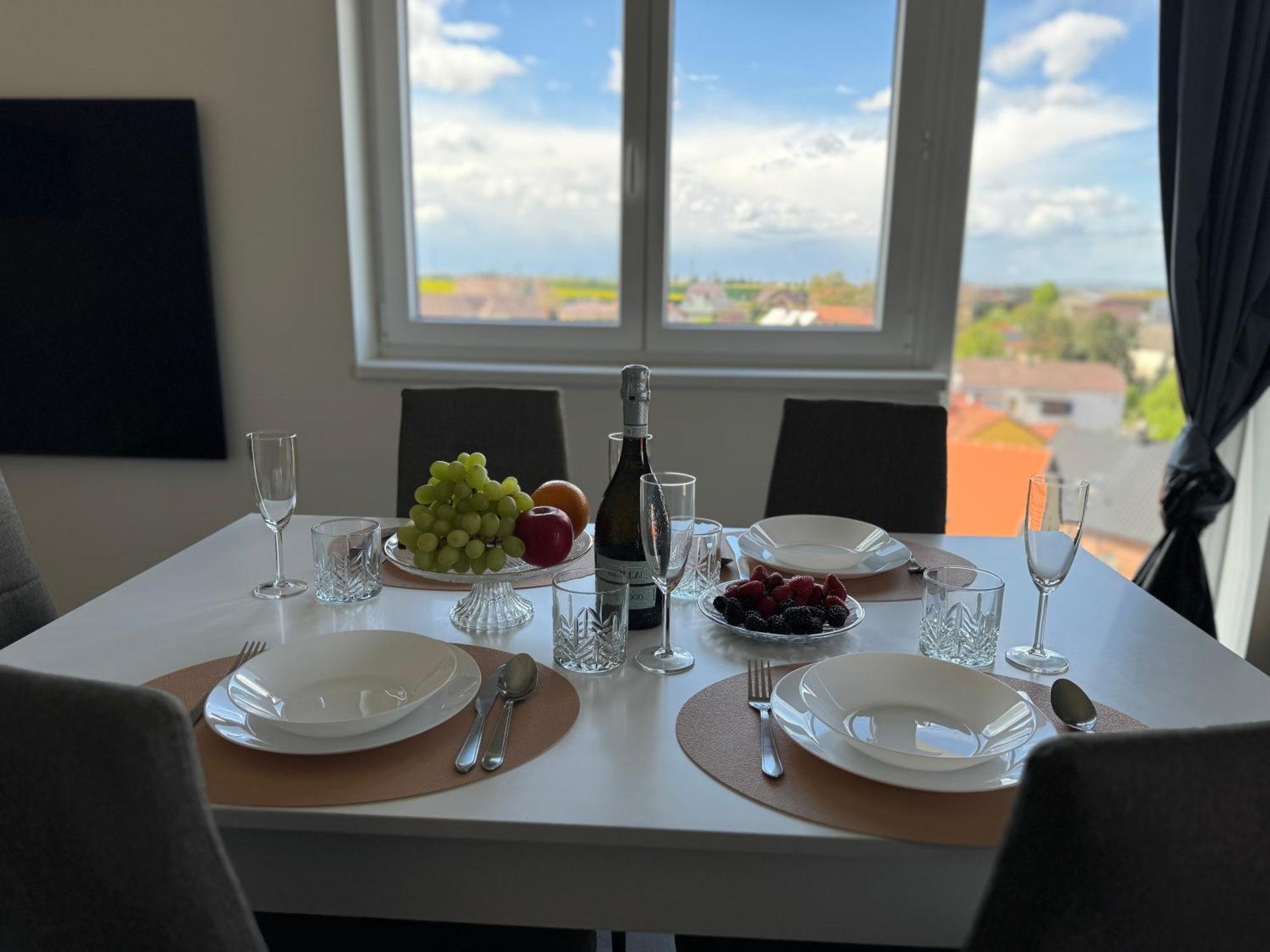 Byt Apartman 74M2 Vyhled Klid Priroda プラハ エクステリア 写真